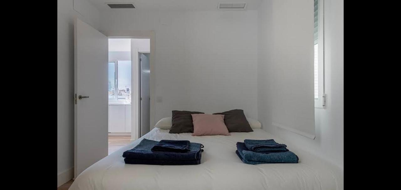 Atico De Lujo Apartment Valencia Bagian luar foto