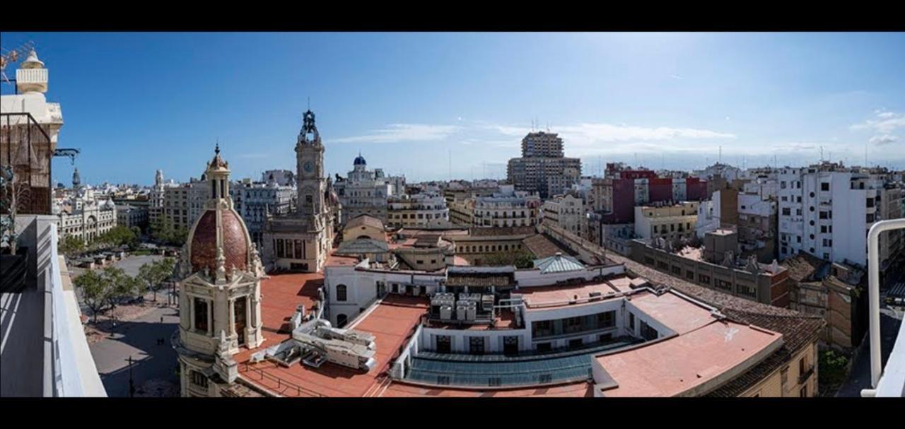 Atico De Lujo Apartment Valencia Bagian luar foto