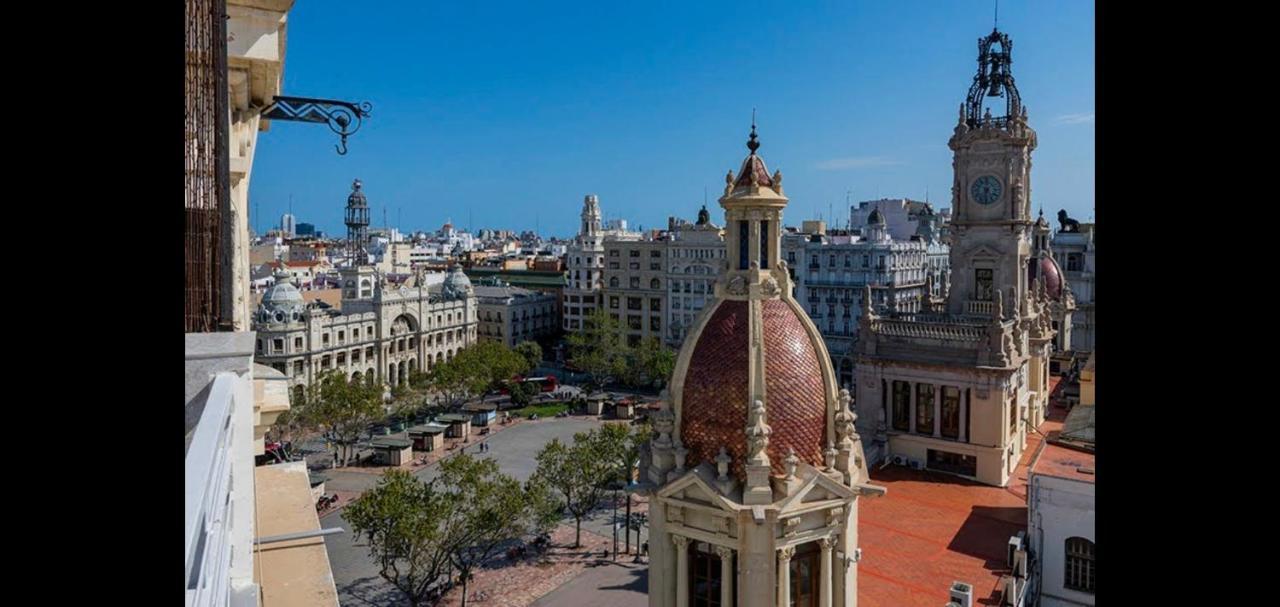 Atico De Lujo Apartment Valencia Bagian luar foto