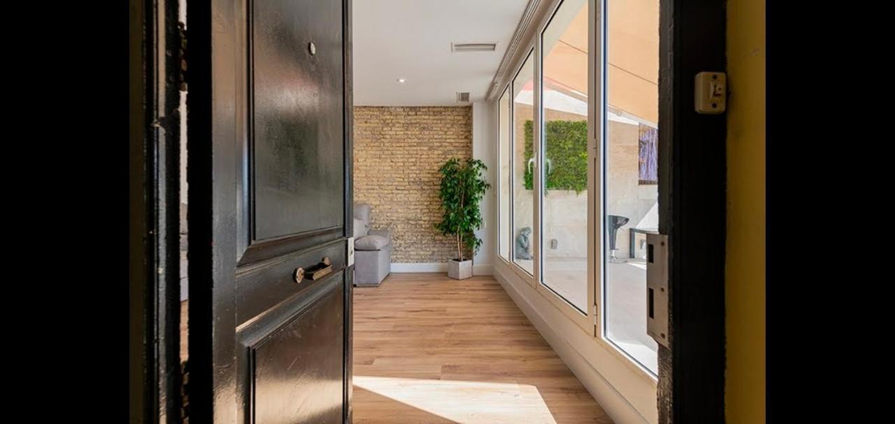 Atico De Lujo Apartment Valencia Bagian luar foto